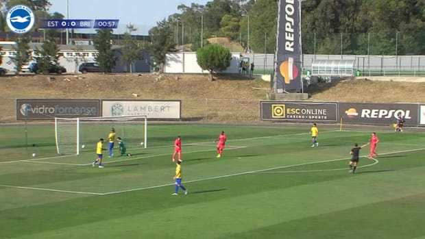 Maupay and Undav score in win over Estoril